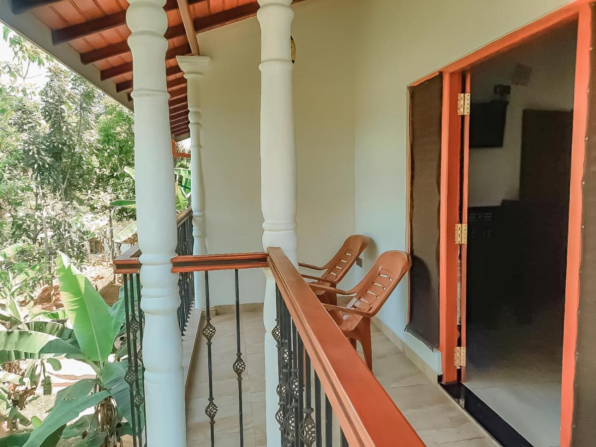 Hotel White House Ratnapura Exterior foto